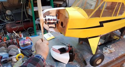 11-09-2018 Piper Cub -Cowl-Motor (1).jpg